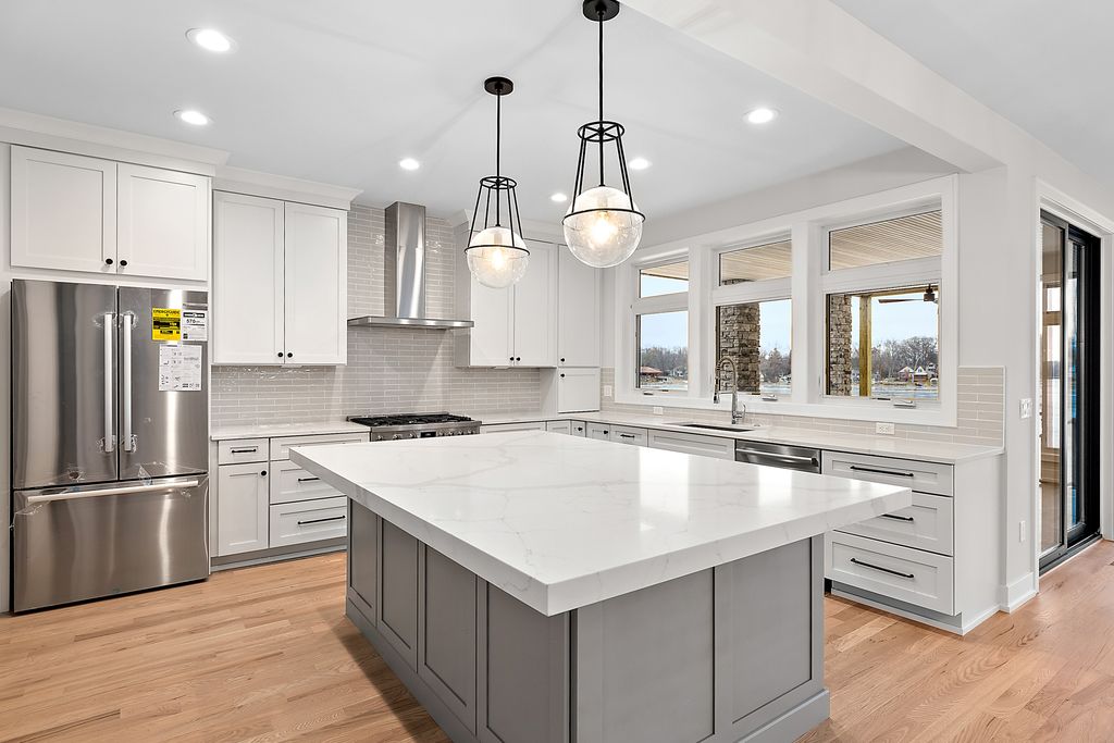 2744 Silverside2