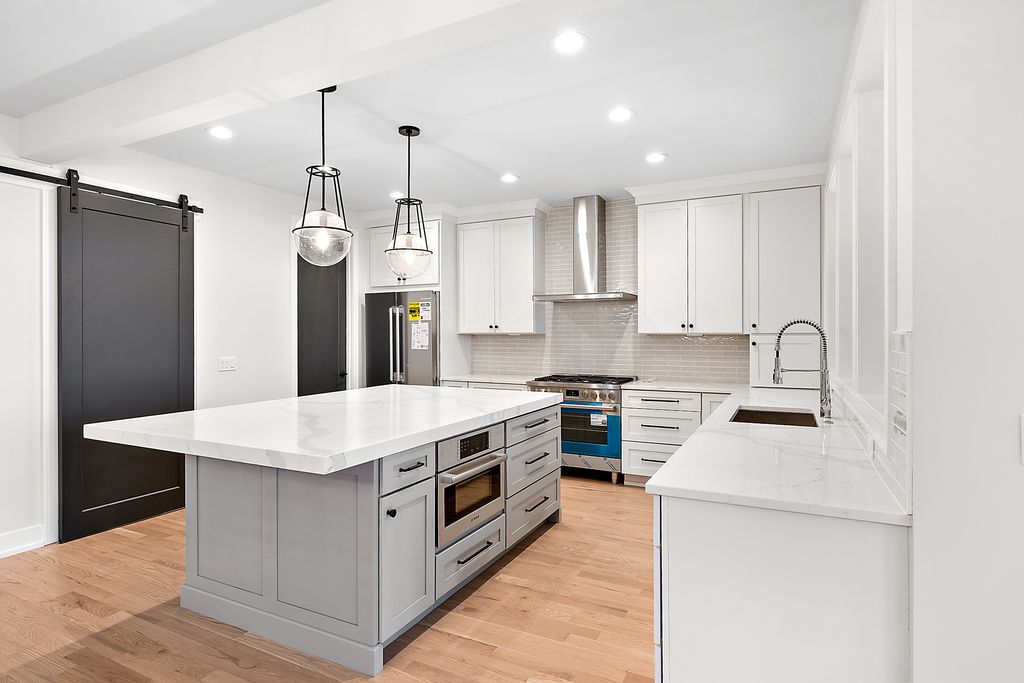 2744 Silverside3